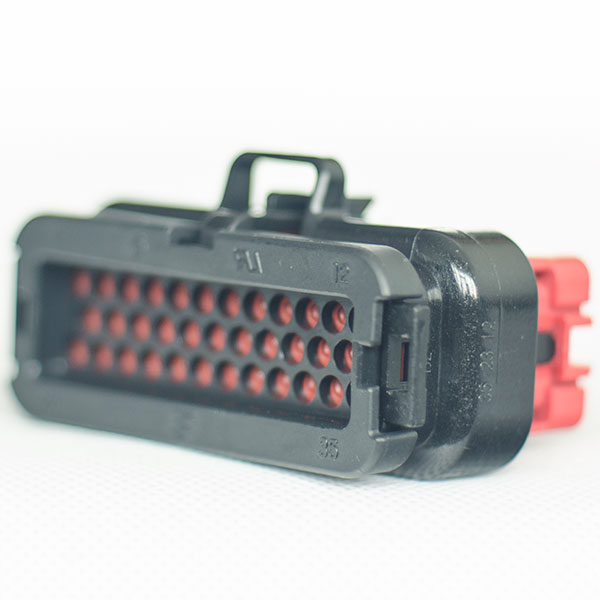 AMPSEAL 35-Pin Automotive Plug Assembly, Model 776164-1 Housing, 770520-1 Contact Pin